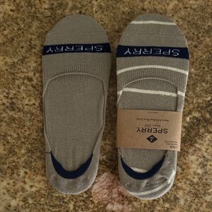 Sperry Men's Tan and Navy No-Show Socks